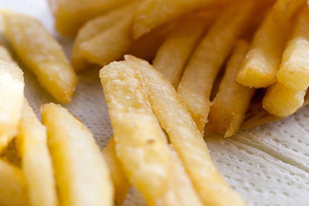 خرید سیب زمینی نیمه آماده فریز + قیمت فروش استثنایی